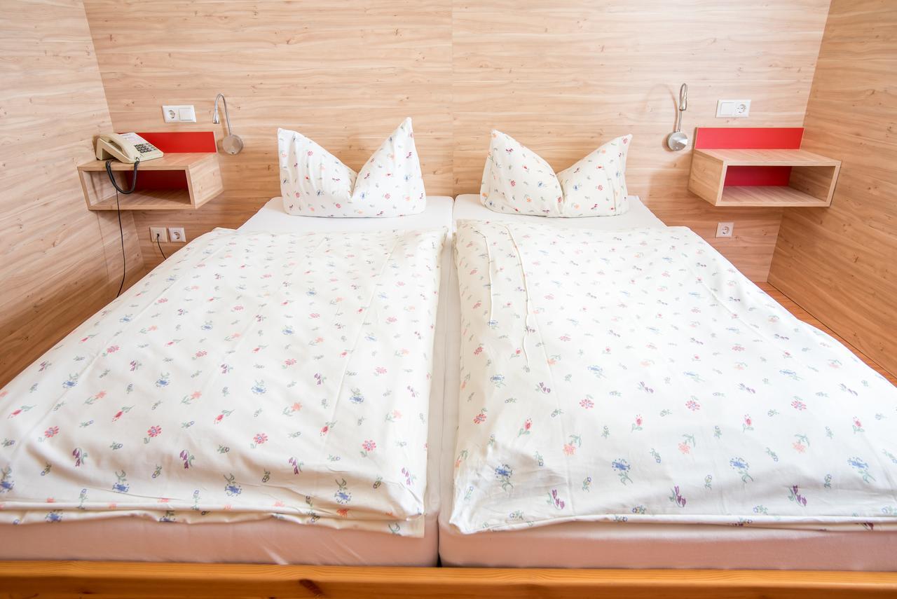 Hotel Schweizerhof 바빙헌앤더렘즈 외부 사진